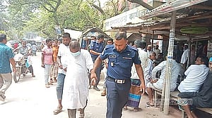 নওগাঁয় সাংবাদিকের ওপর হামলা: প্রধান আসামিসহ ২ জনের জামিন নামঞ্জুর
