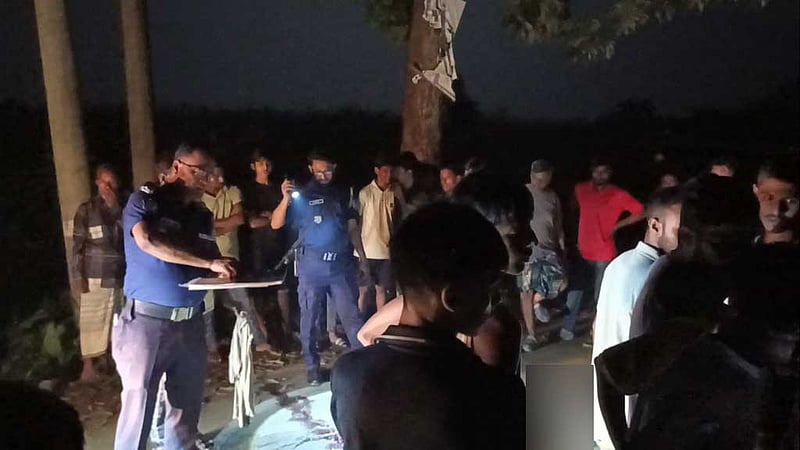 আড়াইহাজারে ডাকাতি ও ধর্ষণ মামলার আসামিকে পিটিয়ে হত্যা