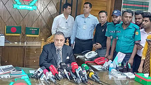 ভোটের সময় ‘মব’ সুবিধা করতে পারবে না: সিইসি