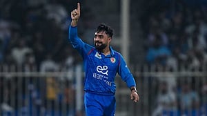 রাশিদ খানের নেতৃত্বেই বিশ্বকাপে আফগানিস্তান, ফিরেছেন ফারুকি