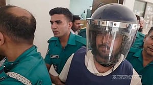 সাবেক ‘সমন্বয়ক’ রাব্বিসহ চারজন চাঁদাবাজির মামলায় রিমান্ডে