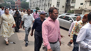 ফের আন্দোলনে সচিবালয়ের কর্মচারীরা