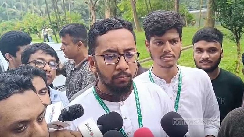 নির্বাচন কমিশন শিবিরকে জেতাতে কারসাজি করছে, এ অভিযোগ হাস্যকার: মাজহারুল