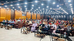 সাউথইস্ট ইউনিভার্সিটিতে প্রতিবন্ধীদের যত্ন নিয়ে সেমিনার