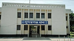 গাইবান্ধায় দলবদ্ধ ধর্ষণের অভিযোগে কিশোরীর মামলা
