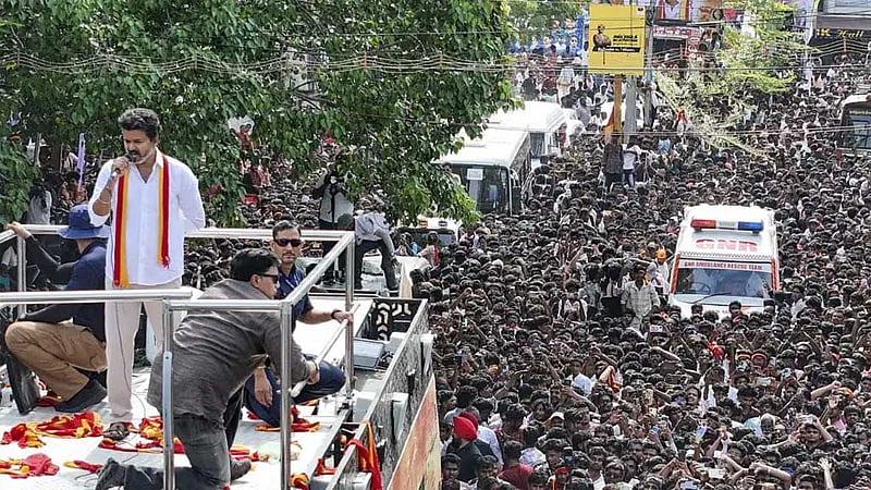 দুঃখ-যন্ত্রণা ভাষায় প্রকাশ করা সম্ভব নয়: বিজয় থালাপাতি