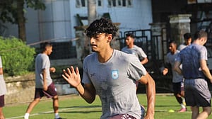 প্রবাসী জায়ানকে ‘পরখ’ করতে চান কাবরেরা