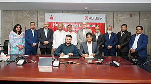 ‘আয়রনম্যান’ কোম্পানির সঙ্গে এবি ব্যাংকের চুক্তি