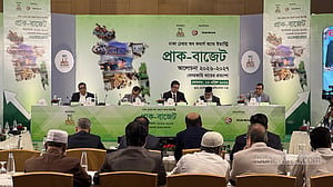 এলএনজি-ক্রুড দ্বিগুণ দামে কিনতে হচ্ছে: বাণিজ্যমন্ত্রী