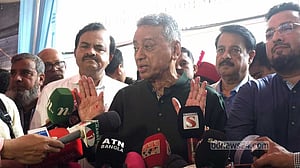 স্থিতিশীলতা নষ্টকারীদের ছাড় দেওয়া হবে না: আমির খসরু
