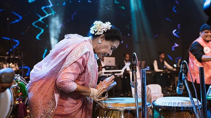 কণ্ঠের যে জাদু আশা ভোঁসলেকে করে তোলে প্লেব্যাক সুপারস্টার