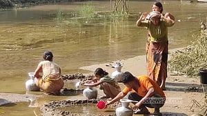 পাহাড়ে পানির হাহাকার, অস্বাস্থ্যকর ছোট্ট ‘কুয়া’ই ভরসা
