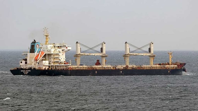 হরমুজের দিকে যাত্রা করেছে ‘বাংলার জয়যাত্রা’
