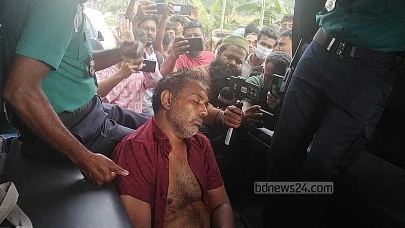 বরিশালে বিক্ষোভের পর বহিষ্কৃত স্বেচ্ছাসেবক দল নেতা গ্রেপ্তার