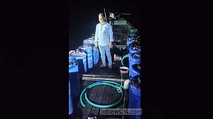 মেঘনায় জাটকা ধরায় ৩৫ জেলেকে জরিমানা