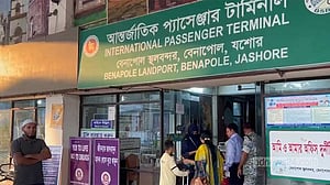 ভারতে বাসাবাড়িতে কাজ করার সময় আটক, সাজা খেটে ফিরলেন ২ তরুণী