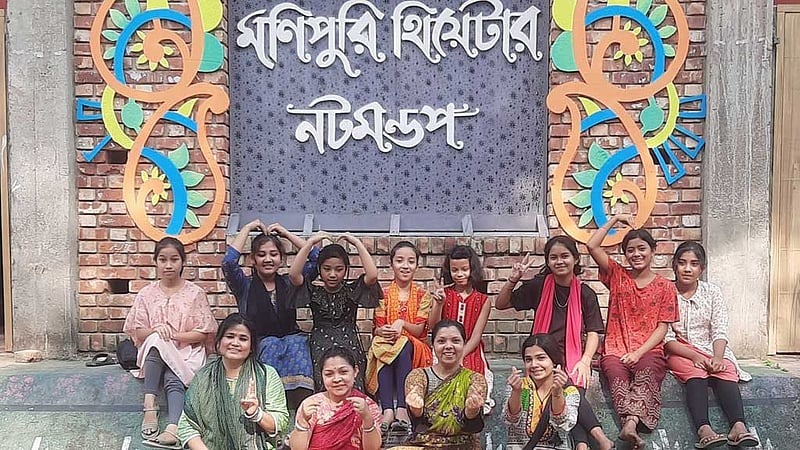 ঘোড়ামারায় মণিপুরি থিয়েটারের বিষু উৎসব