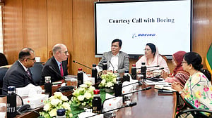 বোয়িংয়ের উড়োজাহাজ লিজ নিতে চায় সরকার