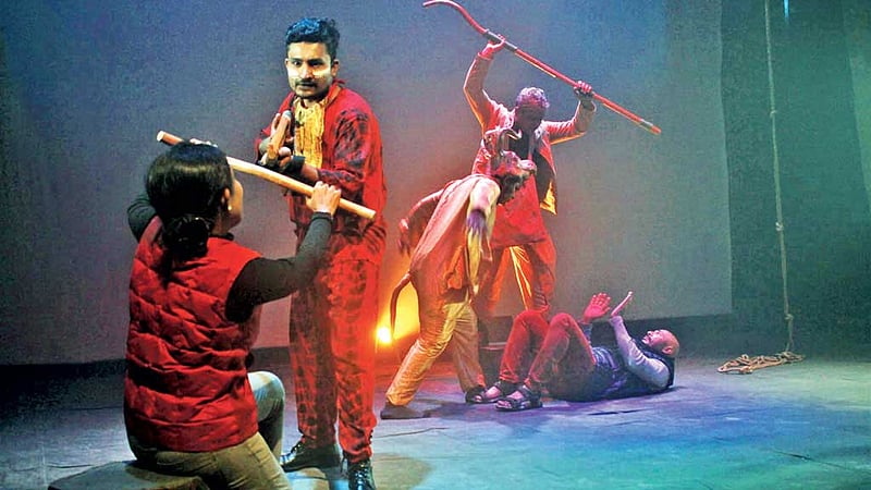 মে দিবসে ‘বন্যথেরিয়াম’ নাটকের দুই প্রদর্শনী