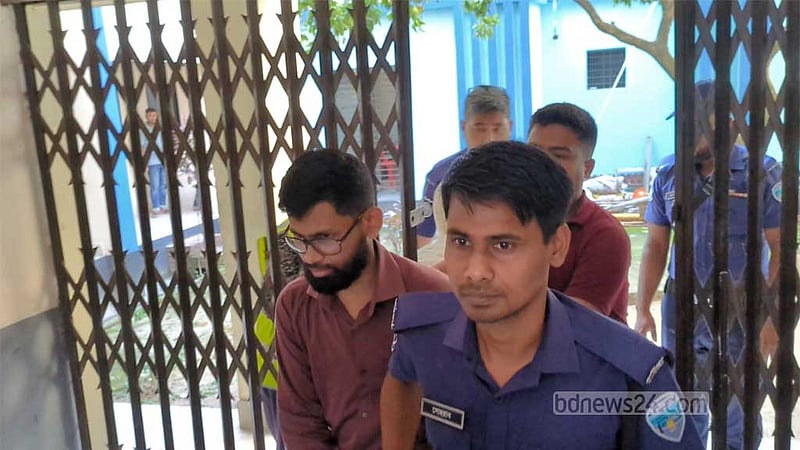 শিশু নির্যাতনের মামলা: ২ মাসের শিশু নিয়ে কারাগারে চিকিৎসক দম্পতি