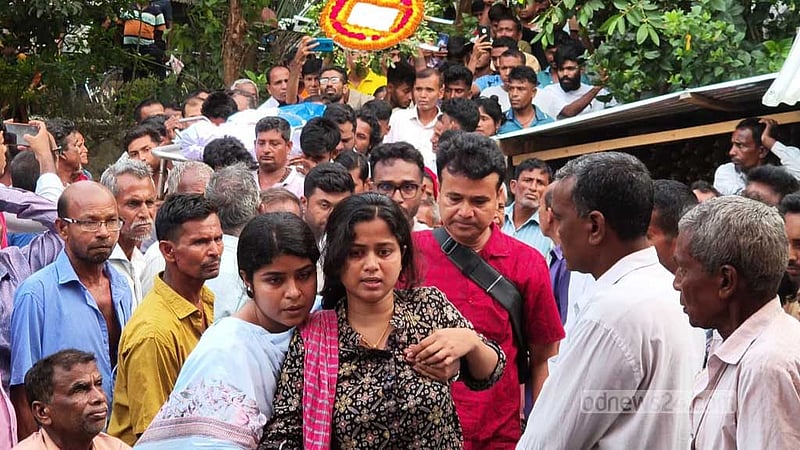 সড়কের পাশে কাস্টমস কর্মকর্তার লাশ: র‌্যাব হেফাজতে ৫ জন