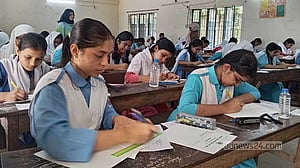 এসএসসি পরীক্ষা: চট্টগ্রাম বোর্ডে প্রথম দিন অনুপস্থিত হাজারের বেশি