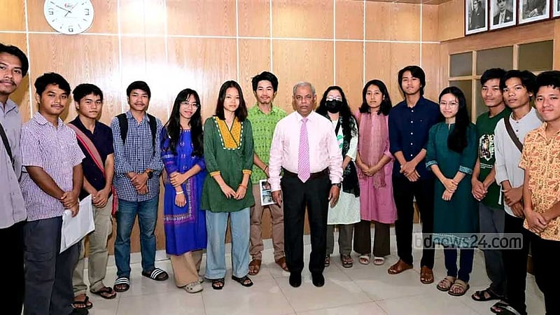 পাহাড়ি নববর্ষ: ৫ দিনের ছুটি চায় চবির আদিবাসী শিক্ষার্থীরা