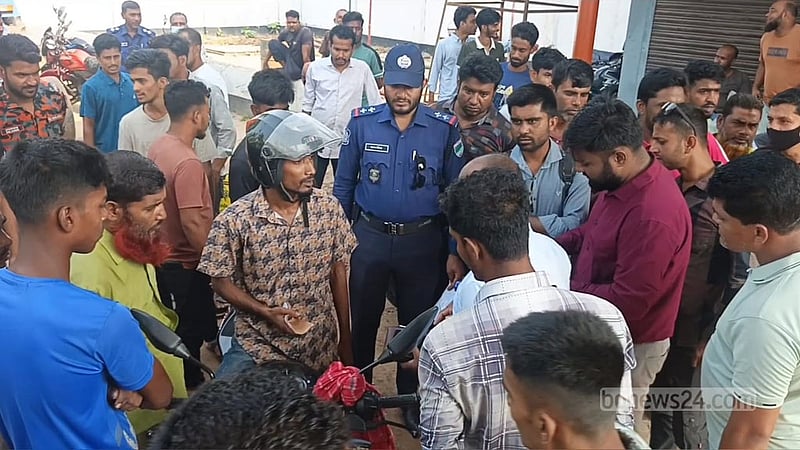 চুয়াডাঙ্গায় তেলের পাম্পে বিশৃঙ্খলা: যুবকের কারাদণ্ড, ৫ জনকে অর্থদণ্ড
