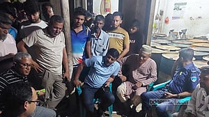 কুমিল্লায় আড়াই হাজার লিটার ডিজেল জব্দ, নিলামে বিক্রি