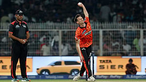 বদলি নেওয়া পেসারকেও হারাল হায়দরাবাদ