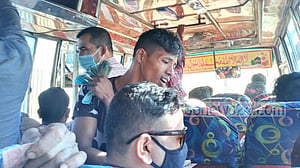 প্রতি কিলোমিটারে বাসের ভাড়া বাড়ল ১১ পয়সা