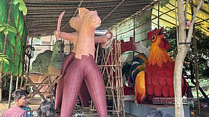 নতুন বছর বরণ করতে প্রস্তুত চারুকলা