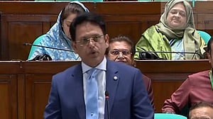 ‘এই তোমরা কেমন আছো, লেখাপড়া করছো তো’, সেই কথা সংসদে ফের বললেন শিক্ষামন্ত্রী