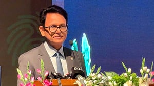 আলাদা প্রশ্নে পাবলিক পরীক্ষা 'ন্যায্য নয়': শিক্ষামন্ত্রী