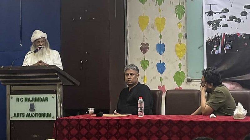 সংবিধান তো ‘হাসিনার লেখা একটা কাগজ’, বলছেন ফরহাদ মজহার