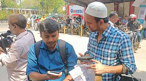 ‘ফুয়েল পাস’ পেতেও ভোগান্তি, পাম্পে সংকট কাটছে না