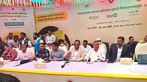 শিশুদের টিকা নিশ্চিত করতে পারলে আমরা নিরাপদ হব: স্বাস্থ্য প্রতিমন্ত্রী