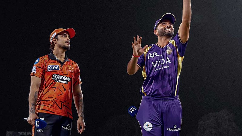 পাওয়ার প্লেতে ভারুনকে বোলিংয়ে আনায় রাহানের সমালোচনায় পাঠান