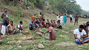 প্রধানমন্ত্রীর অপেক্ষায় উলশীবাসী
