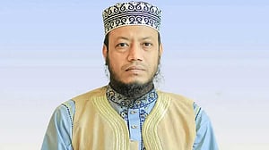 সংসদ কি আমির হামজার লাগাম টানবে?