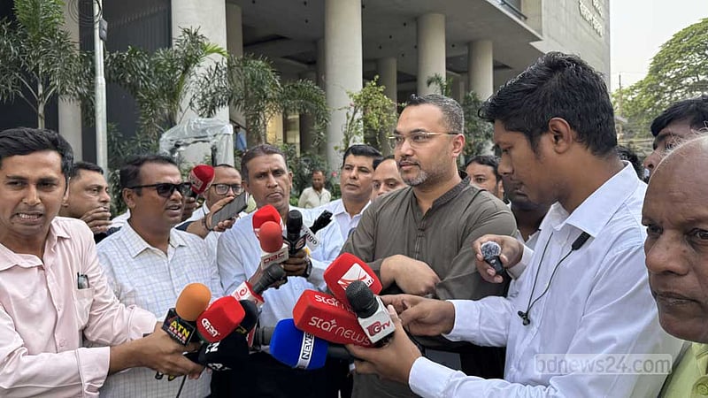 ‘সিন্ডিকেট ভেঙে’ স্বল্প খরচে মালয়েশিয়ায় কর্মী পাঠাতে সরকার ‘আন্তরিক’: মাহ্‌দী আমিন