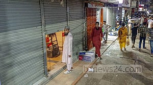 বিদ্যুৎ সাশ্রয়ে রাত ৮টার মধ্যে দোকানপাট বন্ধের সিদ্ধান্ত