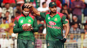 শুধু সাকিব নয়, মাশরাফি-নাঈমুরকে নিয়েও প্রশ্ন করতে বললেন তামিম