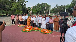 মুক্তিযুদ্ধকে সবার উপরেই স্থান দিতে হবে: মুজিবনগর দিবসে বক্তারা