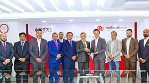 অ্যাক্সেন্টেকের ক্লাউড সেবা নেবে মিডল্যান্ড ব্যাংক