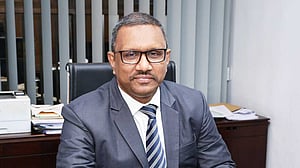 প্রিমিয়ার ব্যাংকের ব্যবস্থাপনা পরিচালক হলেন মনজুর মফিজ