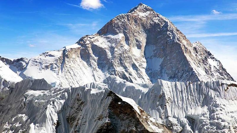 বাবরের লক্ষ্য এবার ‘গ্রেট ব্ল্যাক ওয়ান’ মাউন্ট মাকালু
