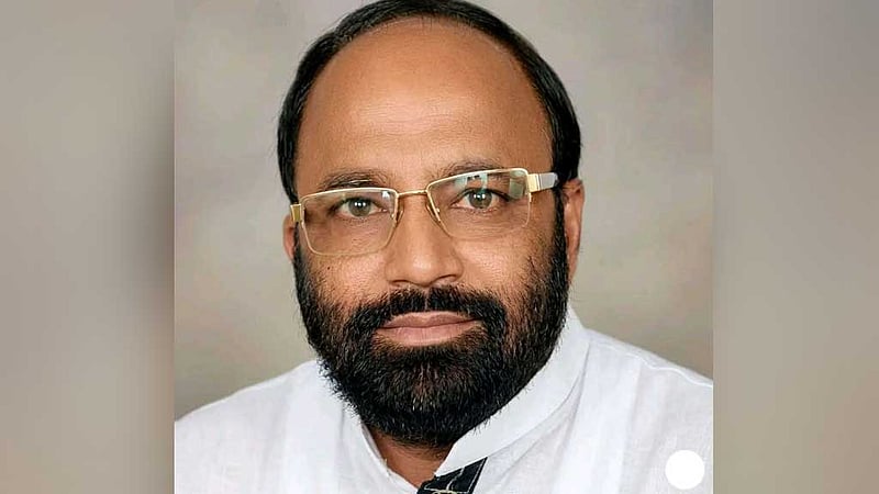 পাম্পের তেল ‘উধাও’: গৌরীপুর উপজেলা বিএনপির সদস্য সচিব বহিষ্কার