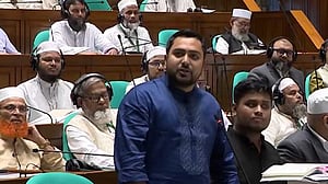 উপদেষ্টা থাকতে কোথায় দুর্নীতি করেছি, প্রমাণ দিন: সংসদে নাহিদ