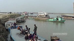 নেত্রকোণায় বজ্রপাতে মাছ শিকারির মৃত্যু
